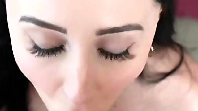 Goth woman receives oral creampie in close-up