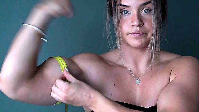 Amateur his tall blonde fetish masturbating on live webcam