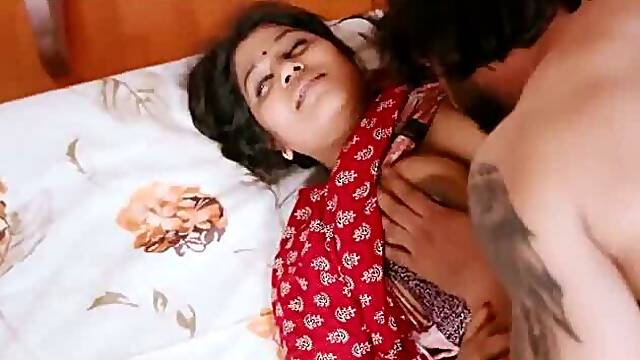 Pakistani House Maid Zara With The Owner Of The House Mr Sameer He Was Horny So He Fucked Her Maid