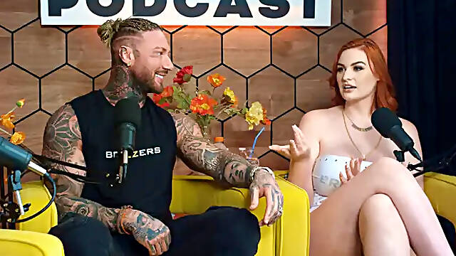 Brazzers: Sultry Sirens Steal Show